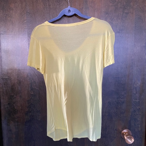 Cute Caribbean Queen Dressy T - Picture 2 of 3